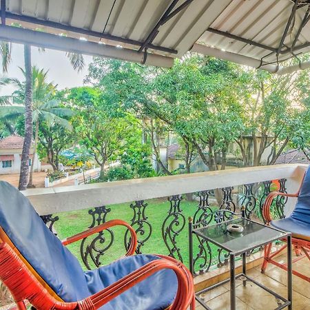 The Village Beach Resort Baga Bagian luar foto